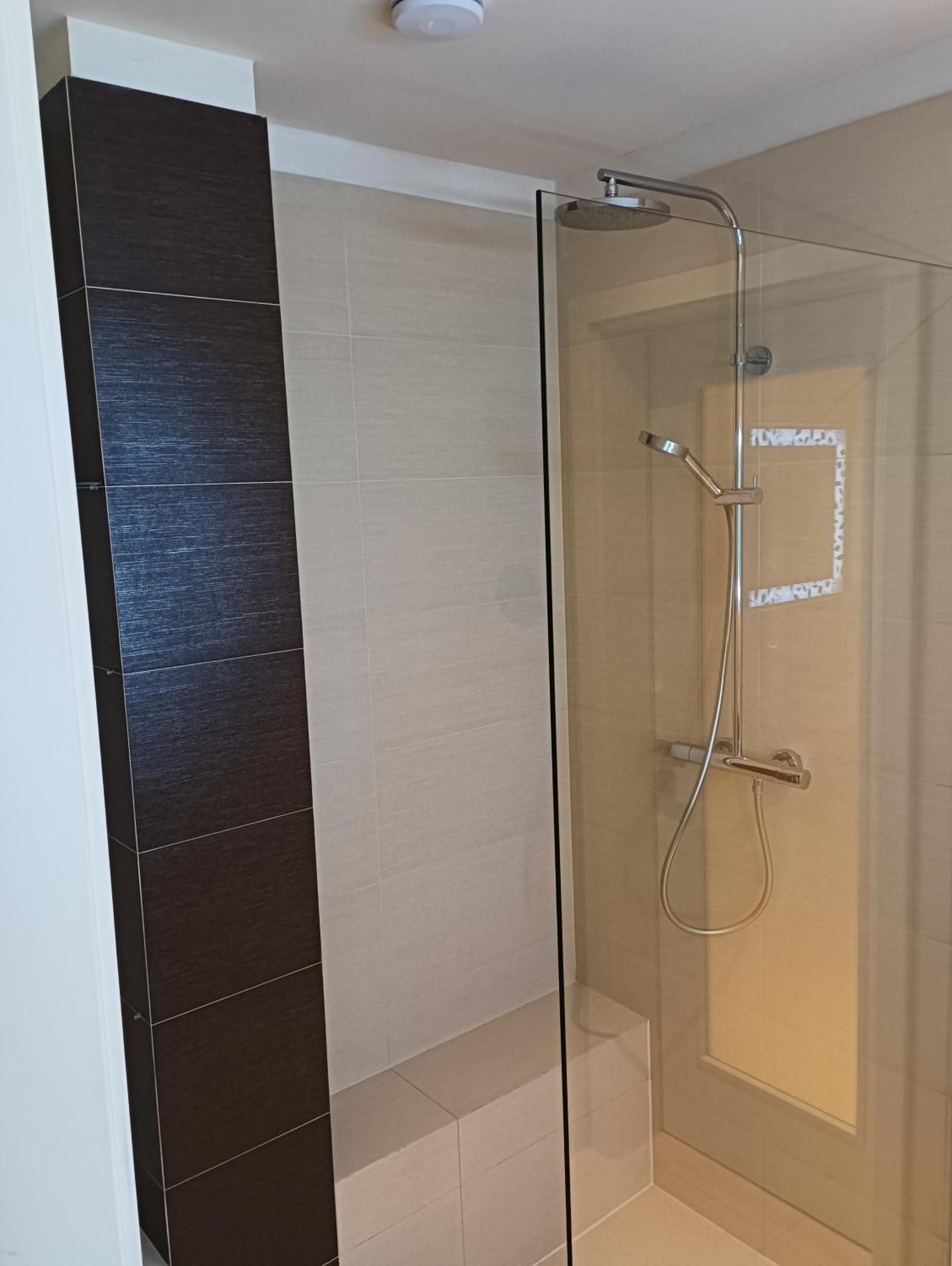 Spacious In 6 Near Center Alloggio in famiglia