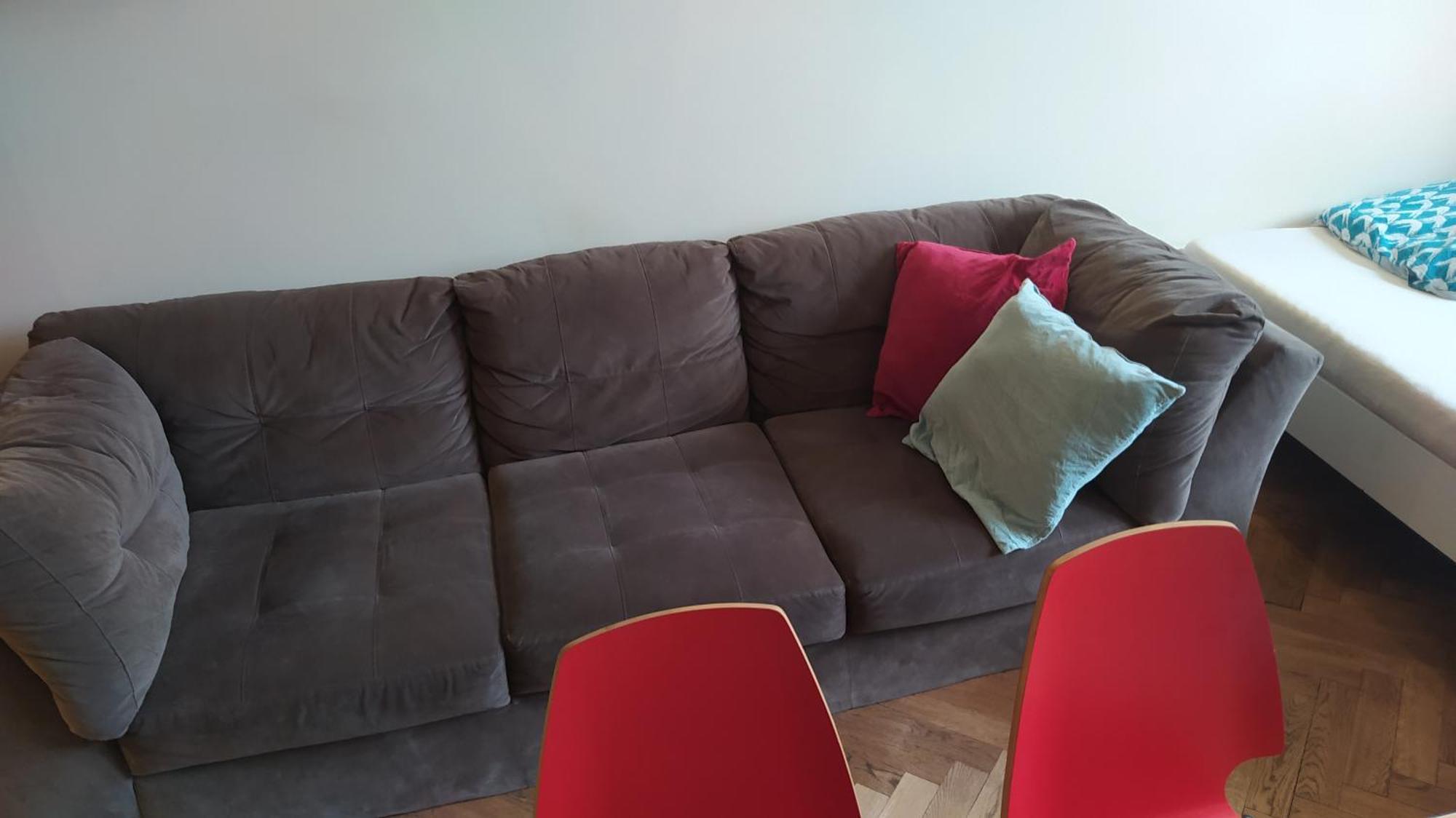 Spacious In 6 Near Center Praga
