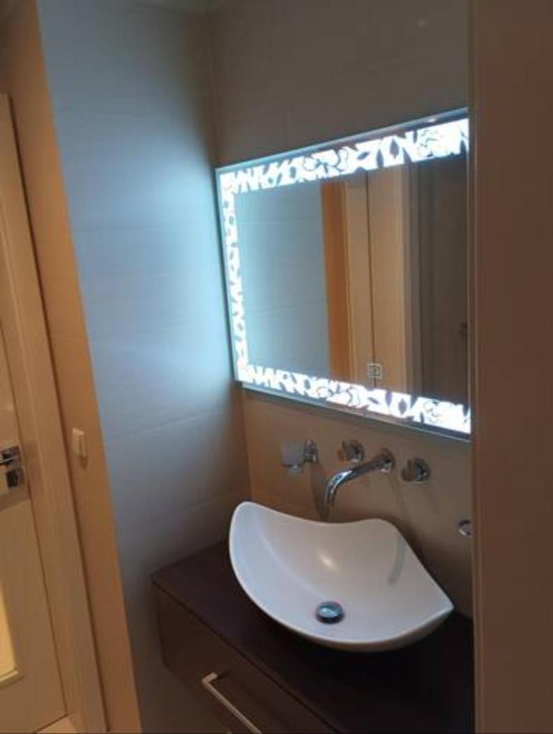 Spacious In 6 Near Center * Praga